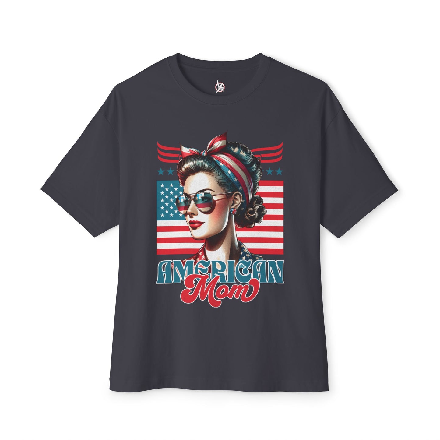American Mom Oversized T-Shirt – Relaxed Patriotic Style for Moms